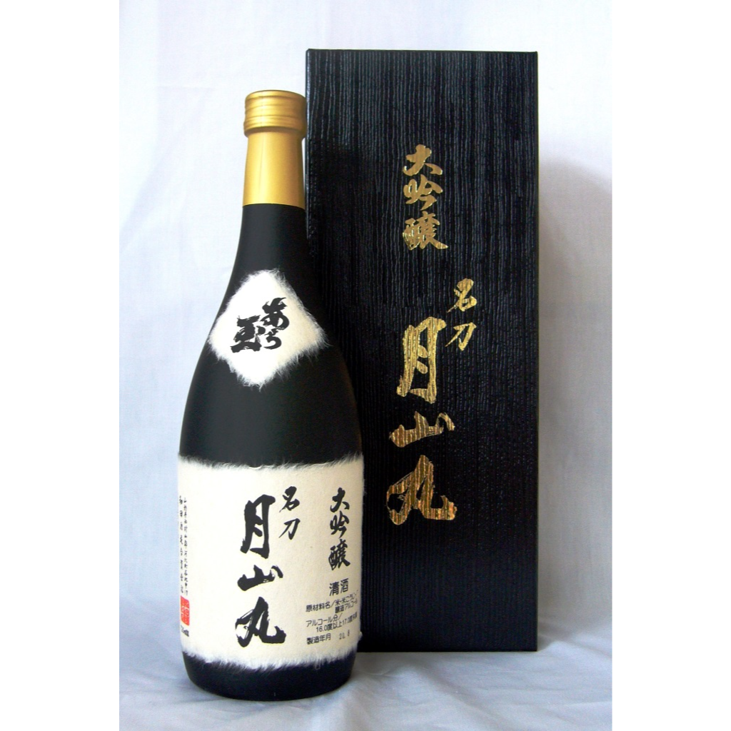 Aratama Daiginjo Meito Gassanmaru 720ml